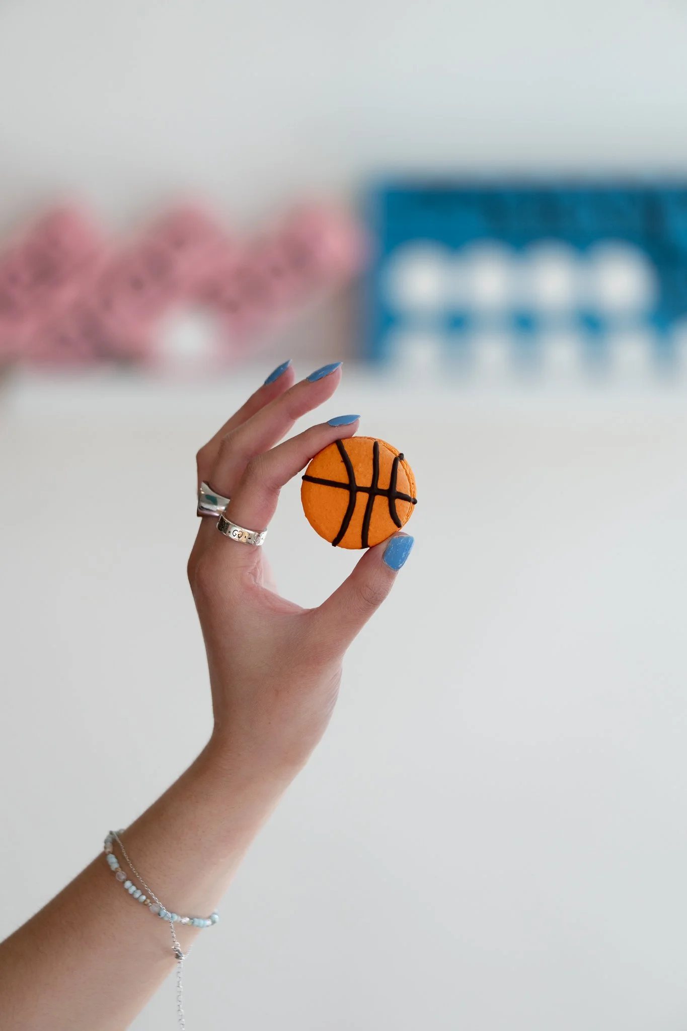 Basketball macaron.jpg