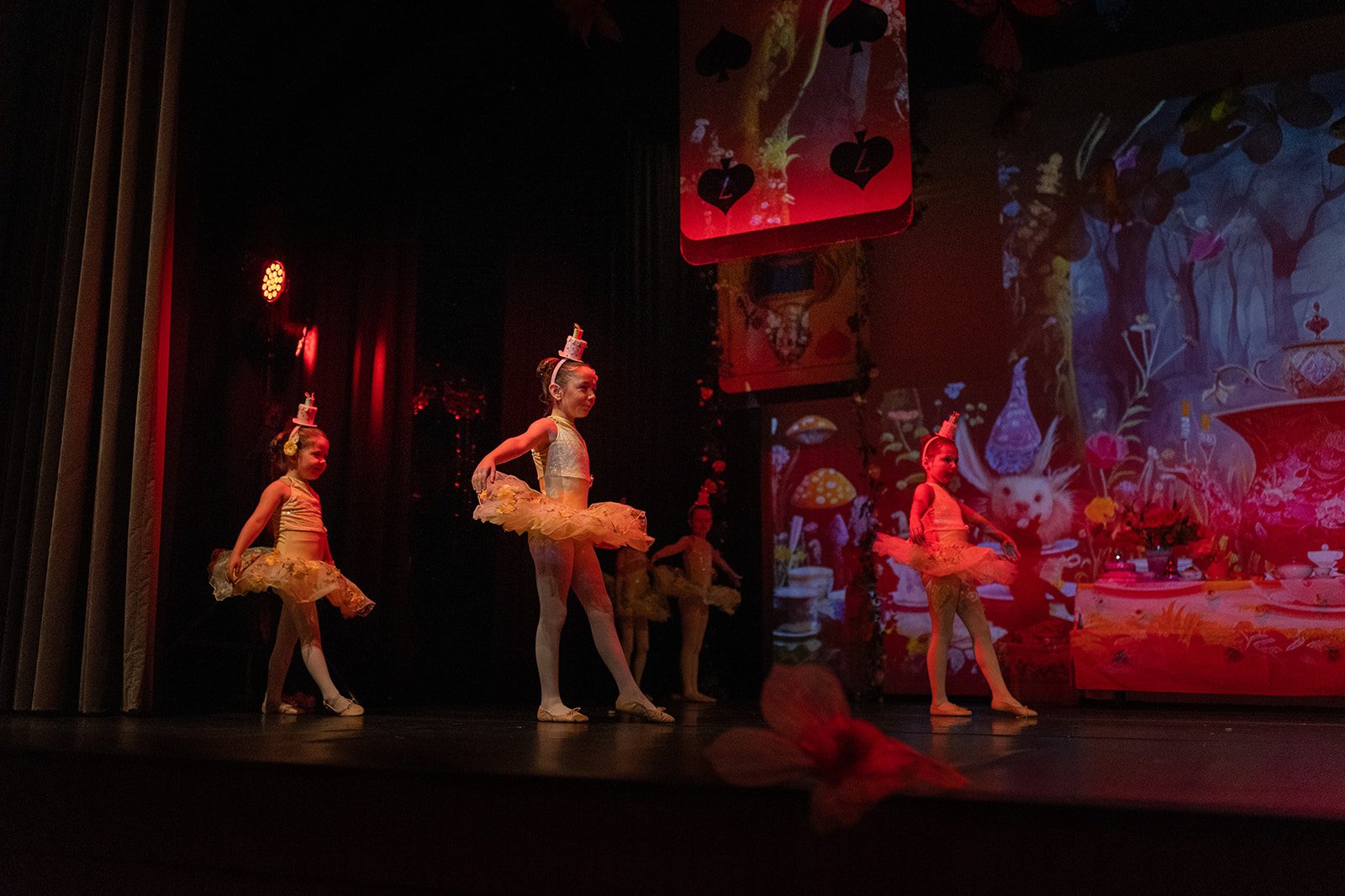 Sonnenspiel_Ballett_Alice-5701.jpg