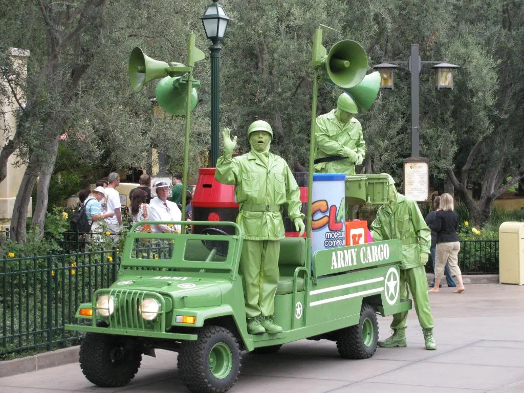 Photo Courtesy:
http://www.disboards.com/showthread.php?p=38871723 