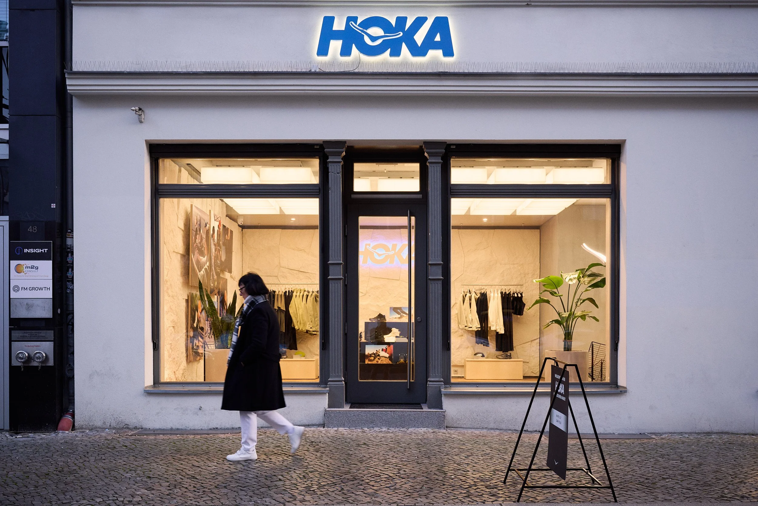2025_11_5_HOKA_Hackescher_Final_UBS9984.jpg