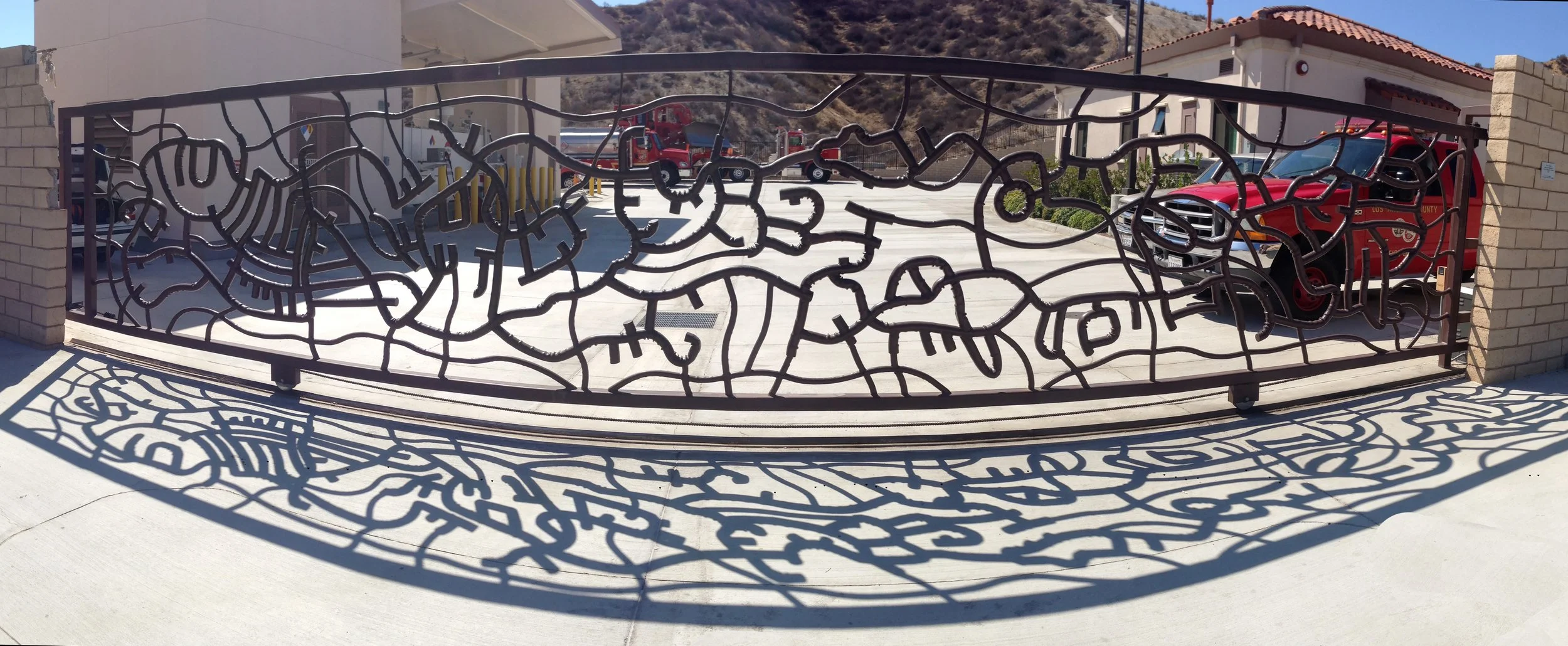 Cul de Sac Gates 2.JPG