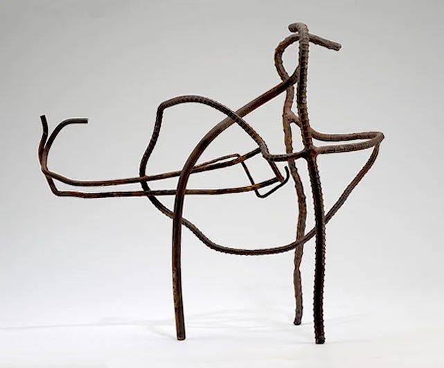 Tripodular cropped sculpture.jpg