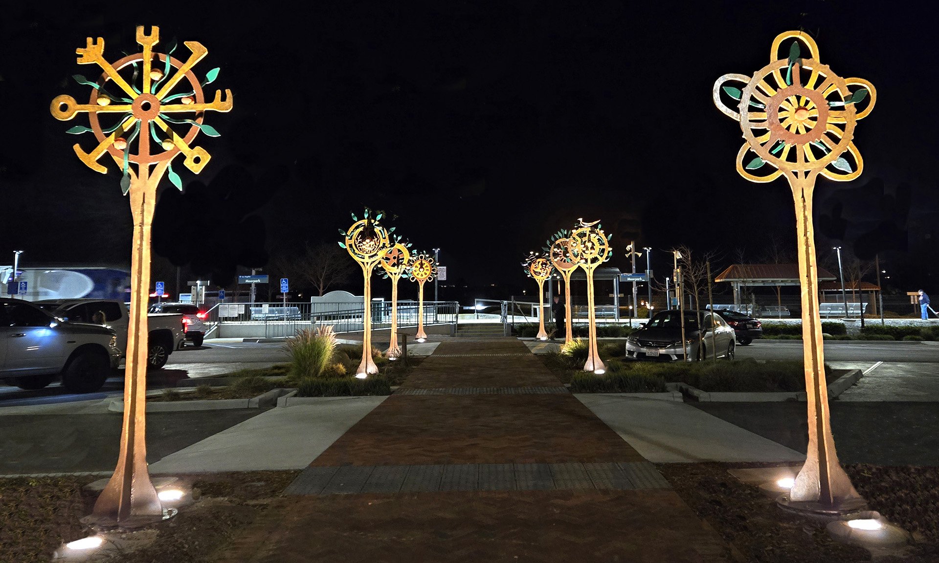 Moorpark Orchard consists of eight sculptural “trees” that reimagine the concept of an orchard within an urban, transit-oriented environment. The installation celebrates the beauty, abundance, and agricultural legacy of Moorpark, a community once kno