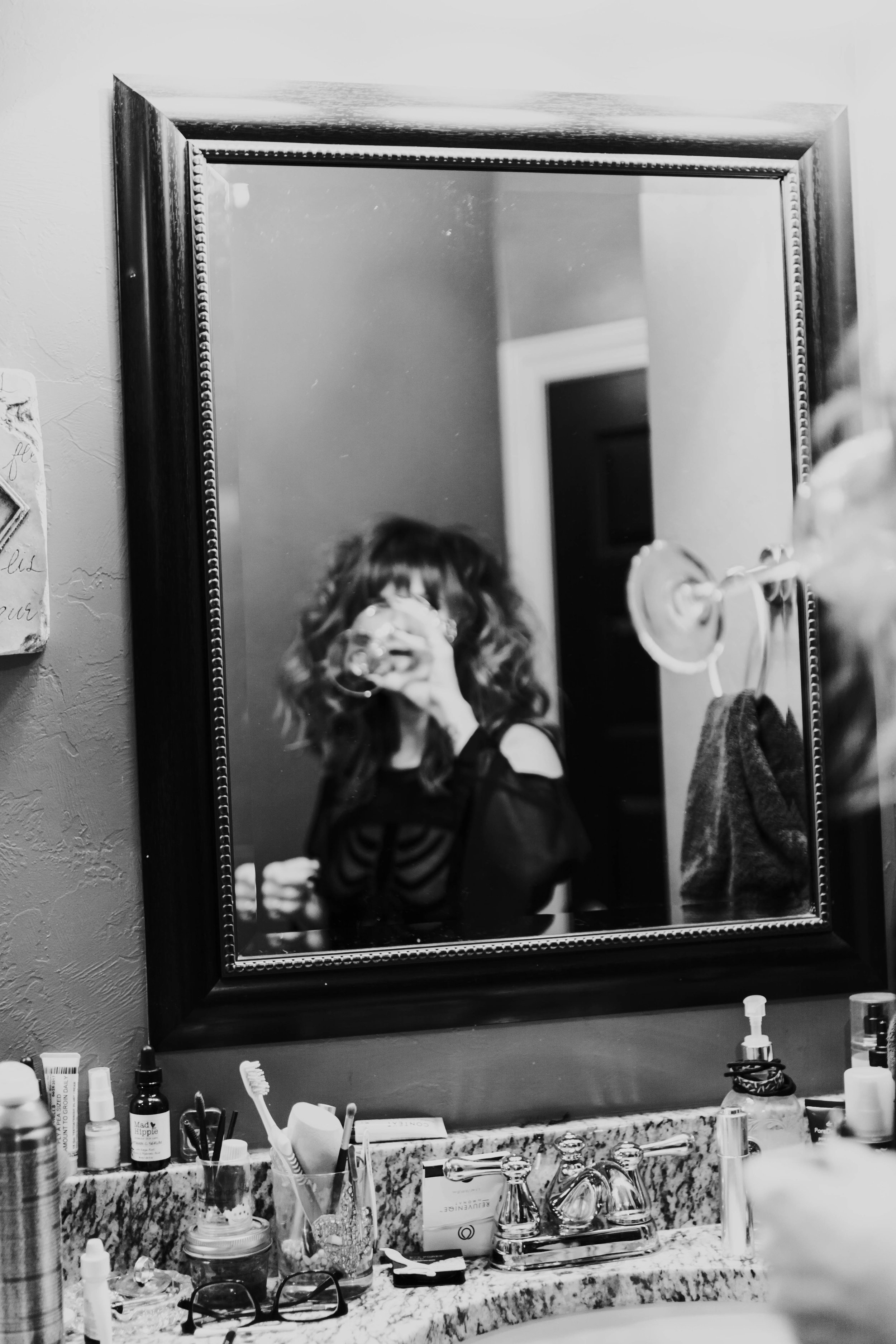 SPOOKYBOUDOIR-BW-3.jpg