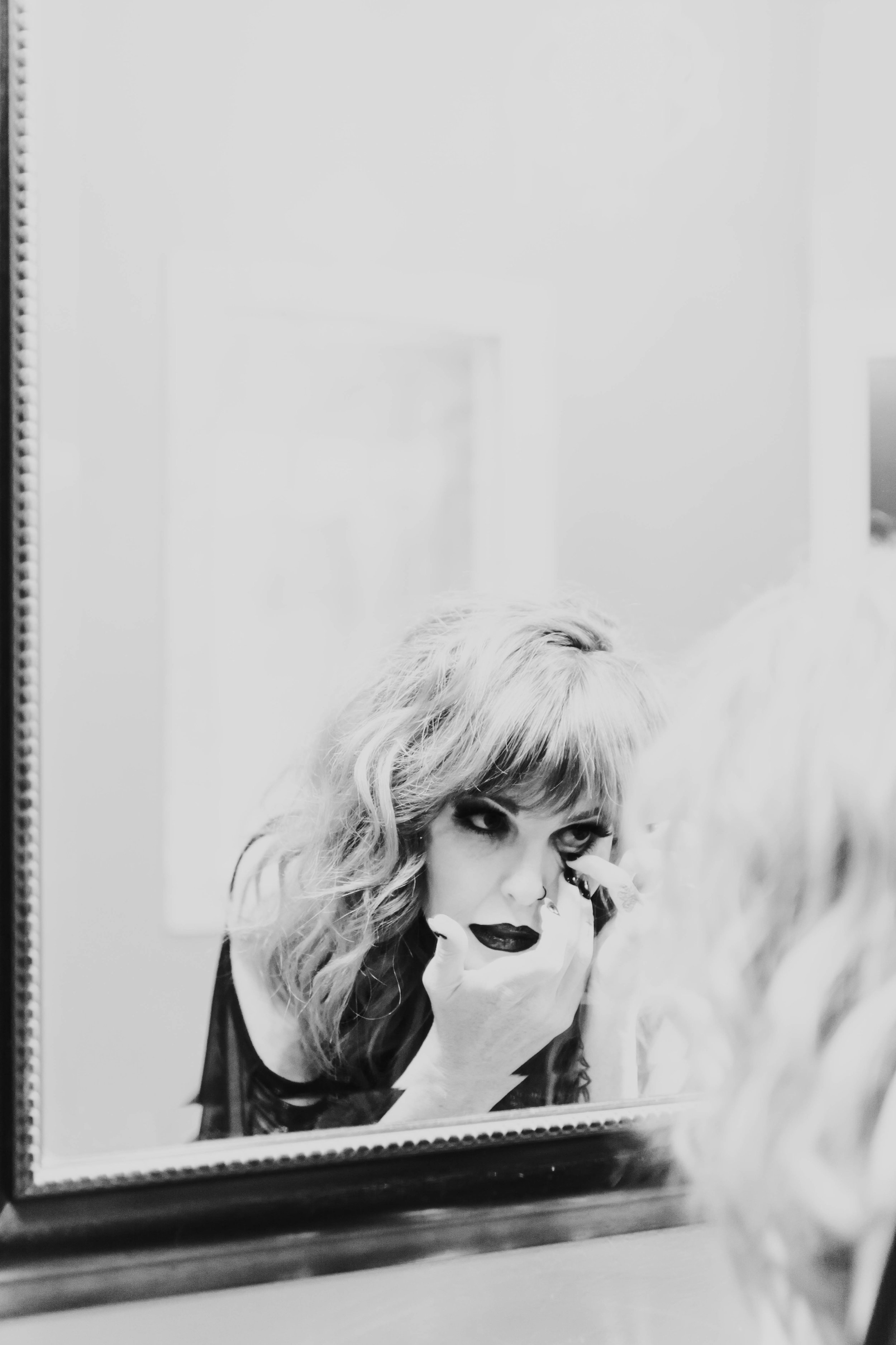 SPOOKYBOUDOIR-BW-144.jpg