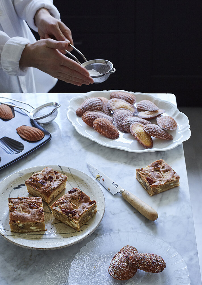 web 20191219_Guardian-FelicityCakes_MadeleinesBlondiesc_037comp.jpg