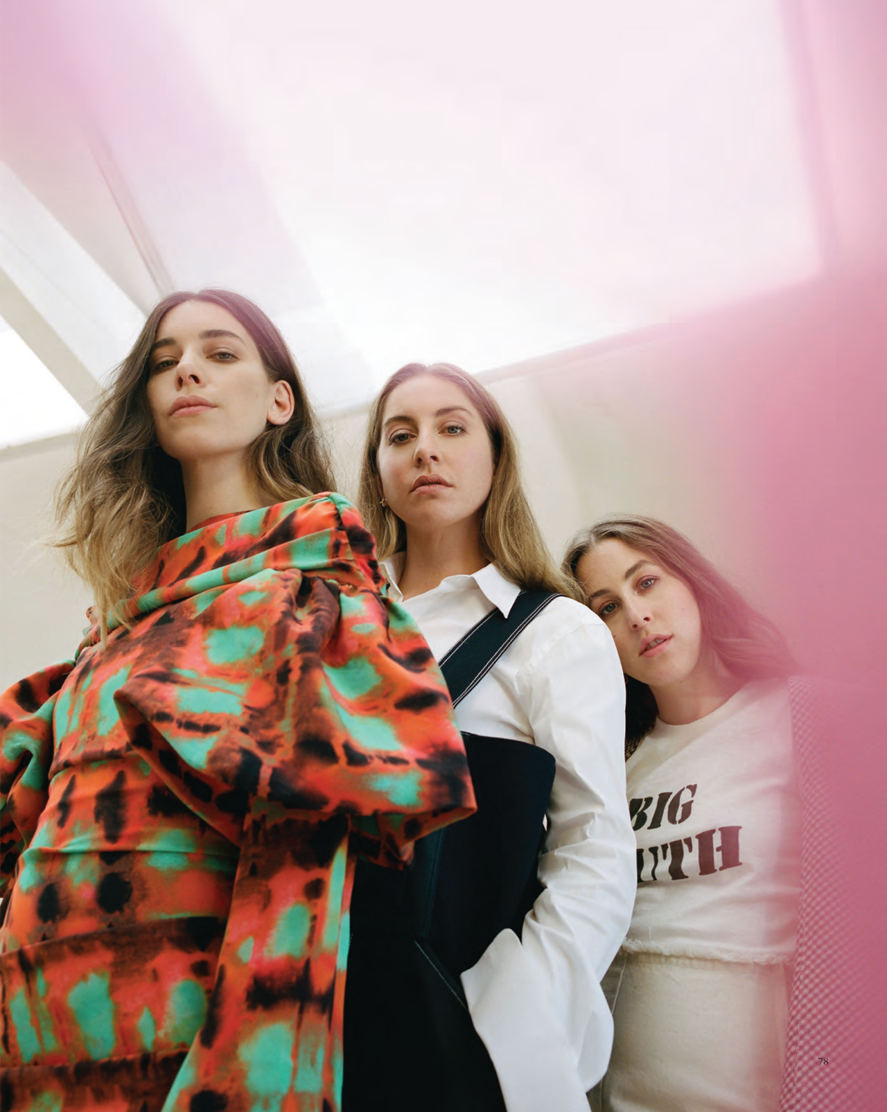haim-stella-berkofsky-teeth-magazine-david-browne-studio-prop-styling-set-design-18.png