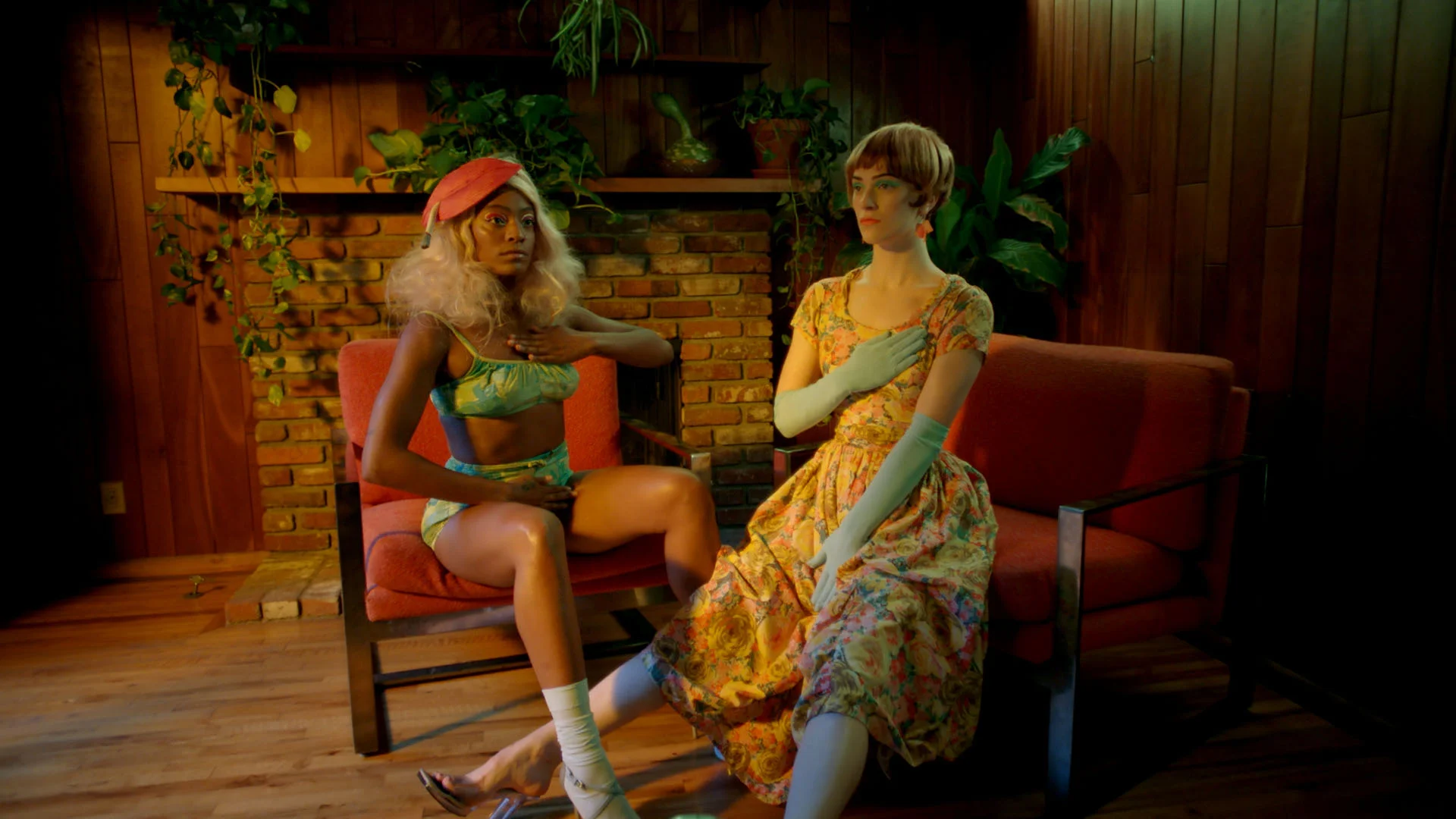 St-Vincent-pills-video-masseduction-album-Philippa-Price-director-david-browne-studio-art-director-set-design-prop-styling-6.jpg