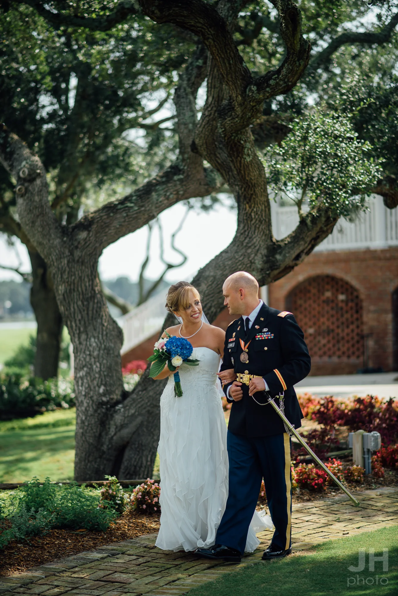Debourdieu Wedding Photographer - Jarrett Hucks Photography