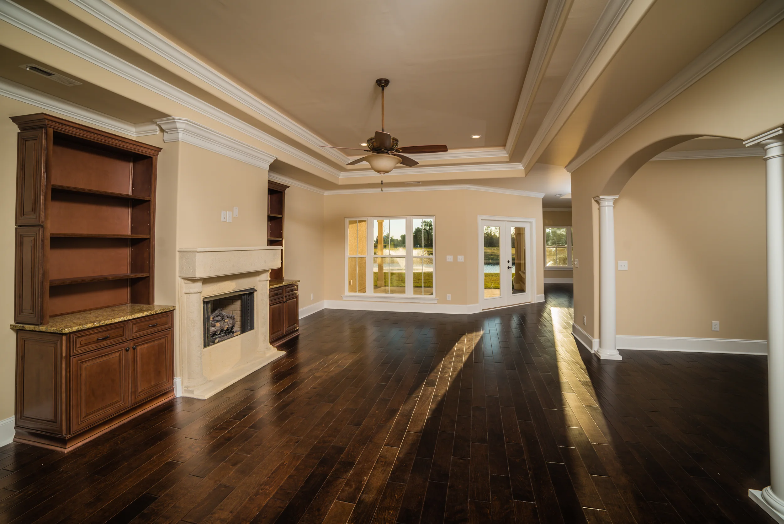 981 Bluffview Rd-8.jpg