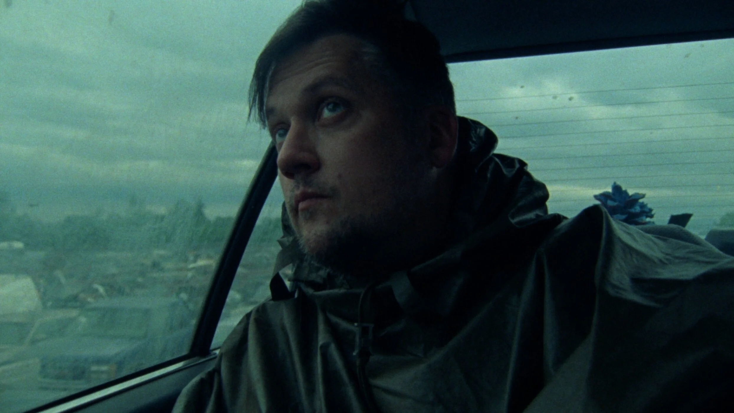 Modest Mouse - We Are Between (Official Music Video)