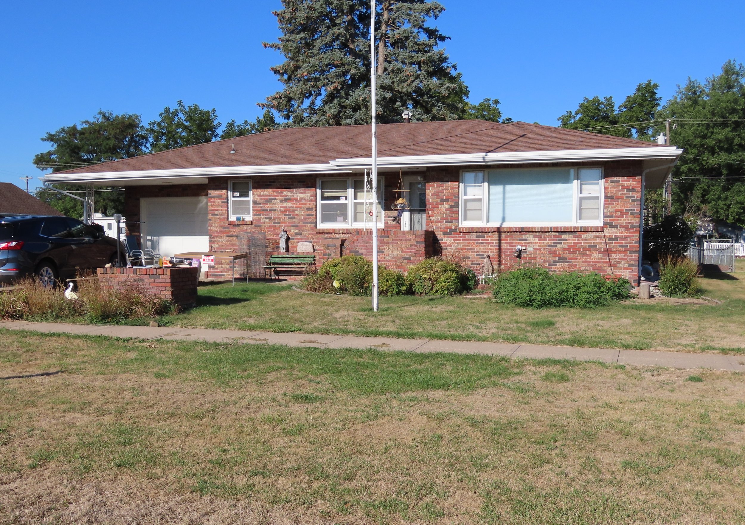 Kobza Ag and Home