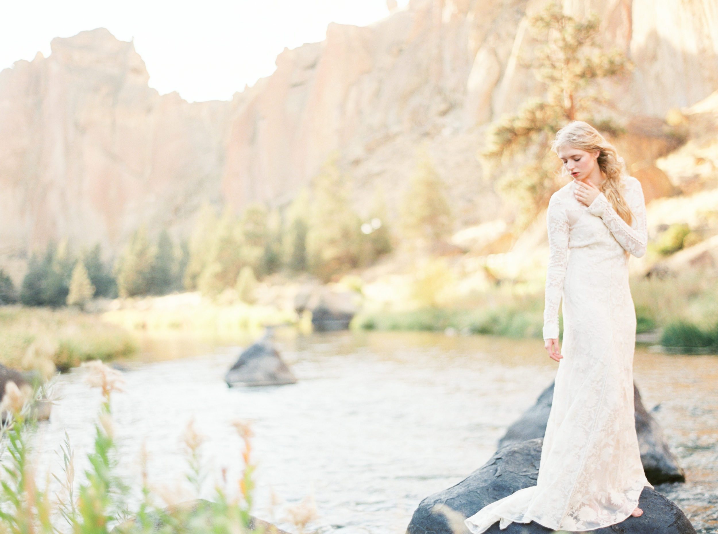WATER_FINE_ART_FILM_BRIDAL_010.jpg