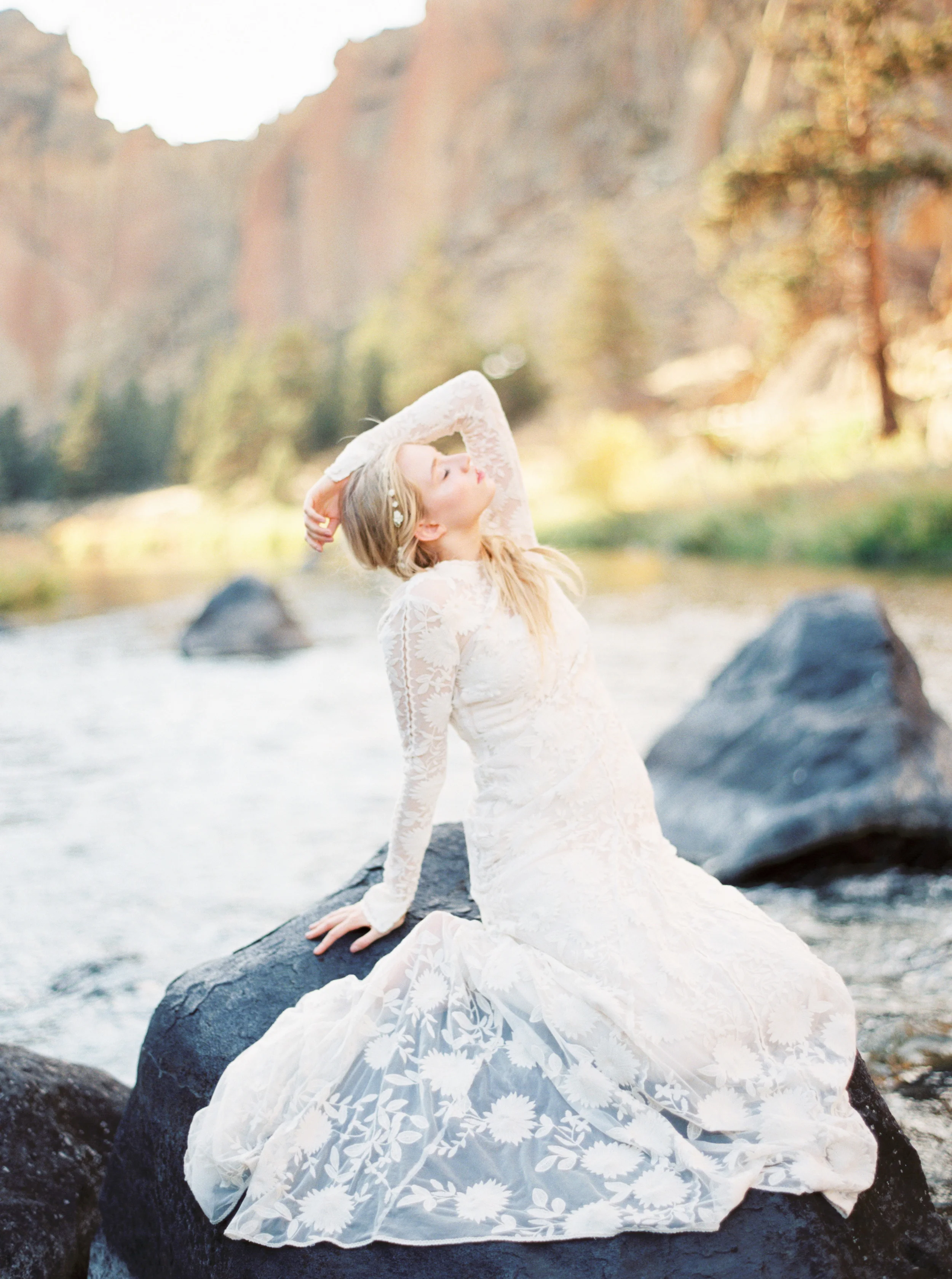 WATER_FINE_ART_FILM_BRIDAL_014.jpg