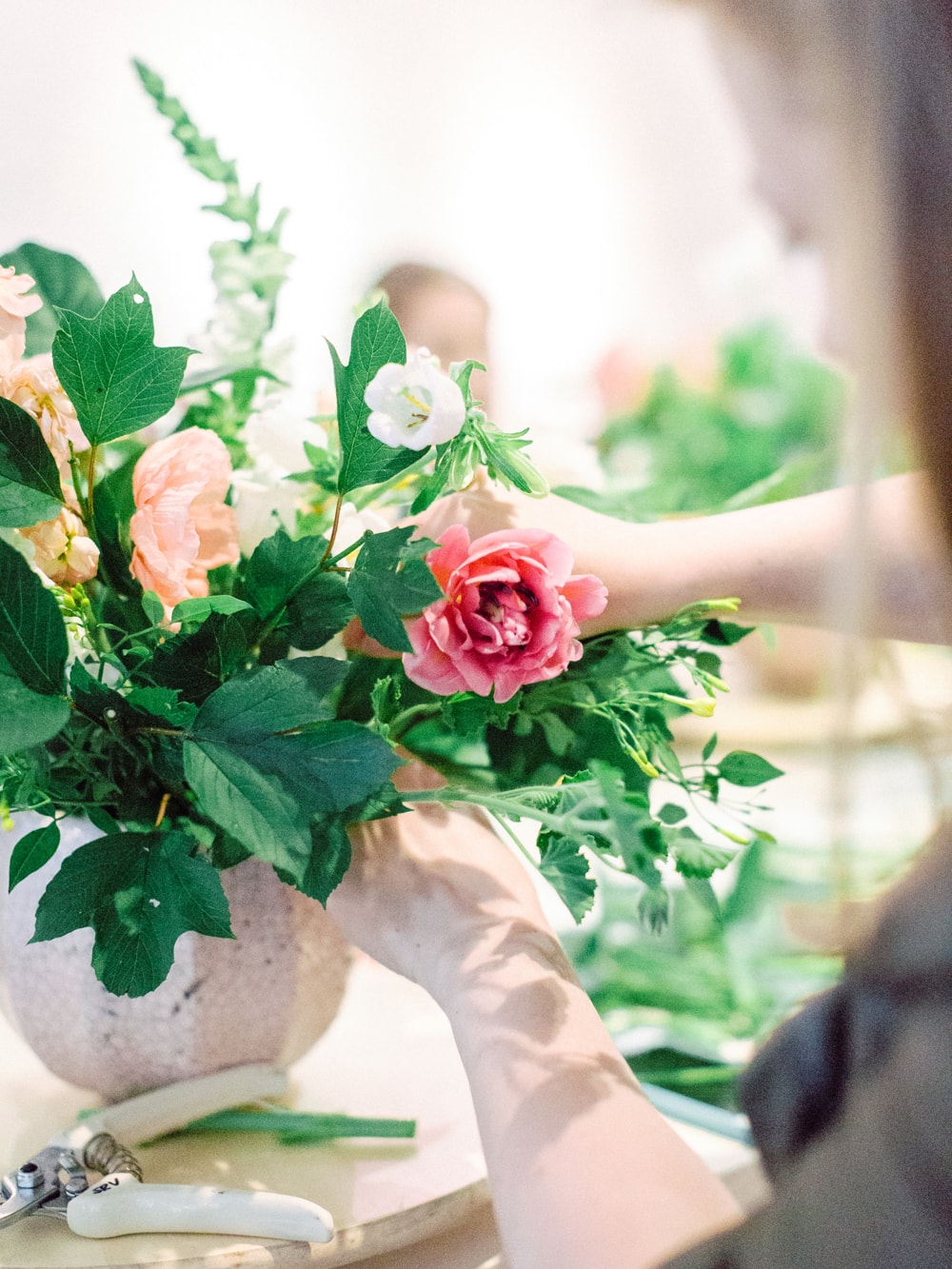 Create a Dynamic Floral Arrangement on Cottage Hill58.jpg