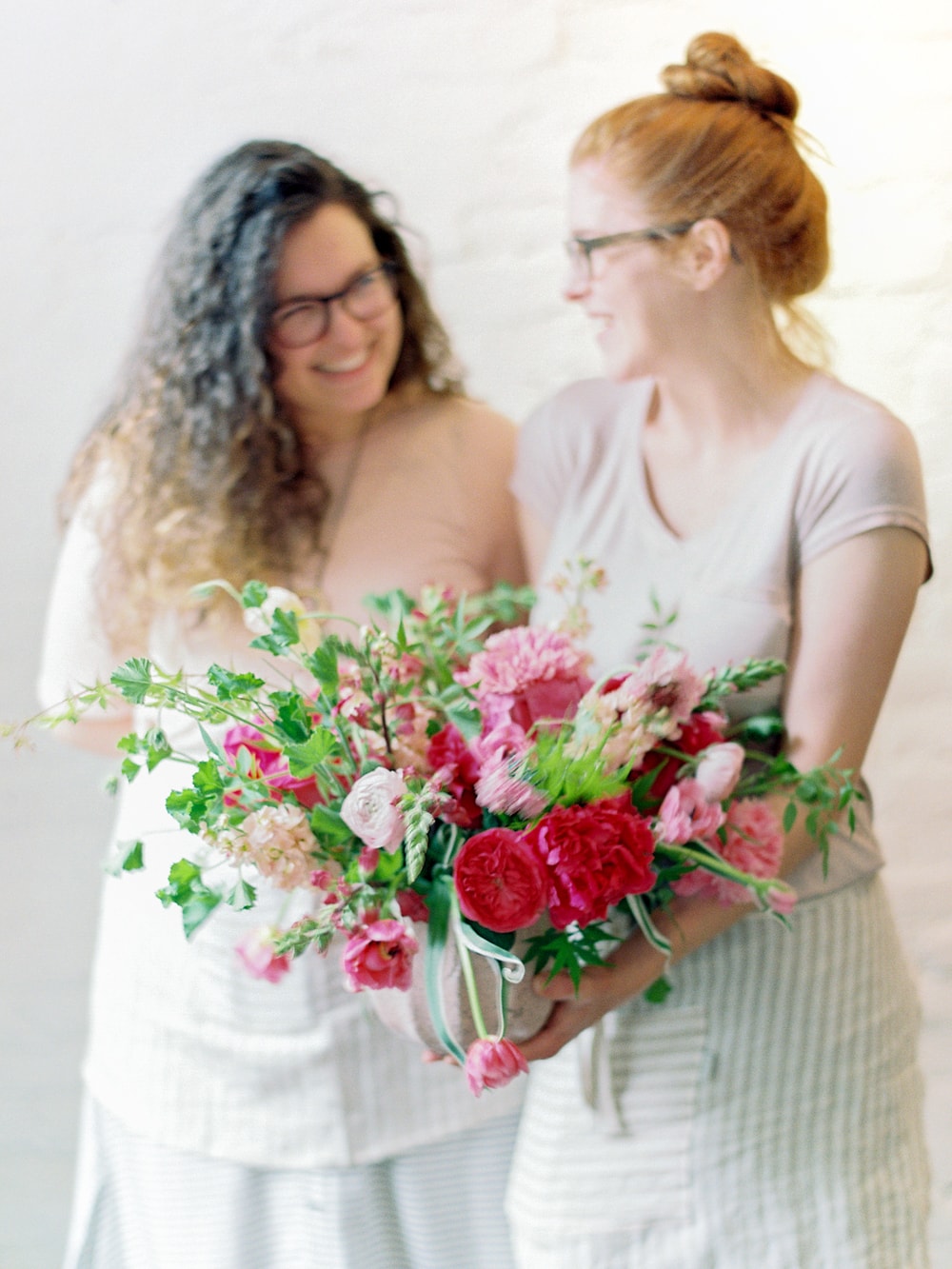 Create a Dynamic Floral Arrangement on Cottage Hill84.jpg