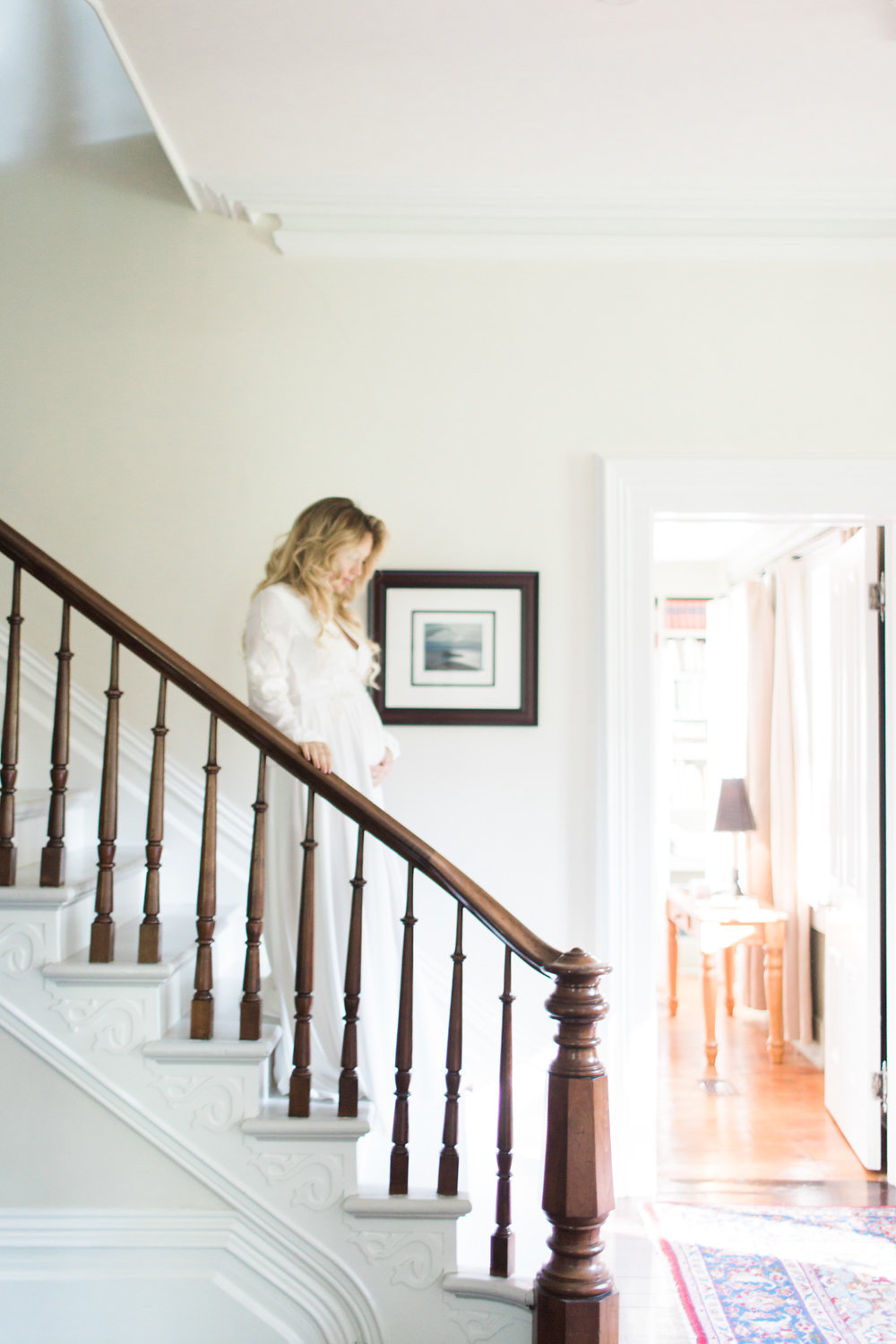 How to Look Elegant in Your Maternity Photos now on Cottage Hill cottagehill.co10.jpg