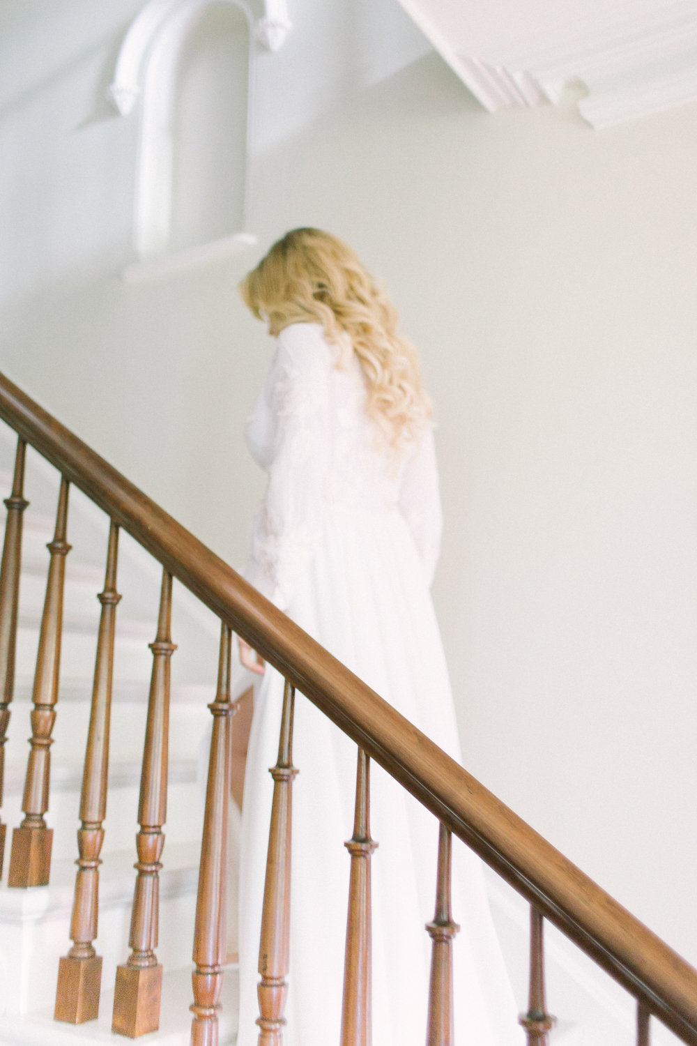 How to Look Elegant in Your Maternity Photos now on Cottage Hill cottagehill.co13.jpg