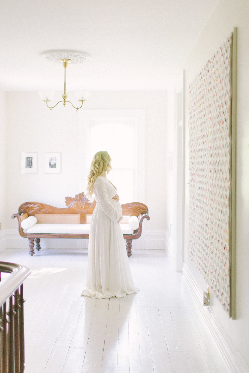 How to Look Elegant in Your Maternity Photos now on Cottage Hill cottagehill.co14.jpg