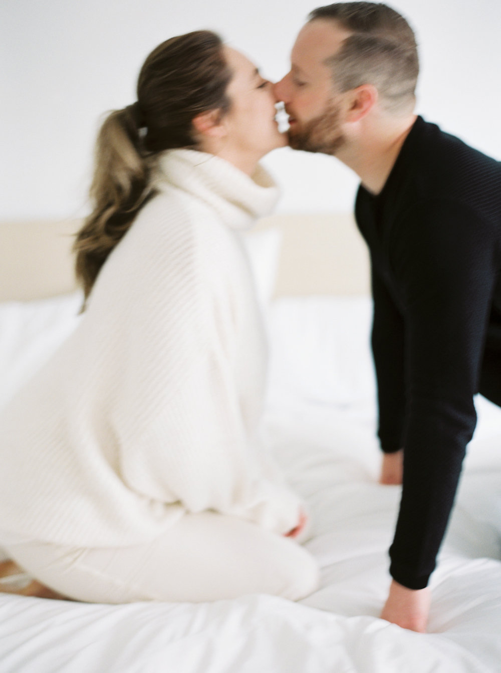 Minimal Chicago Engagement Session on cottagehill.co19.jpg