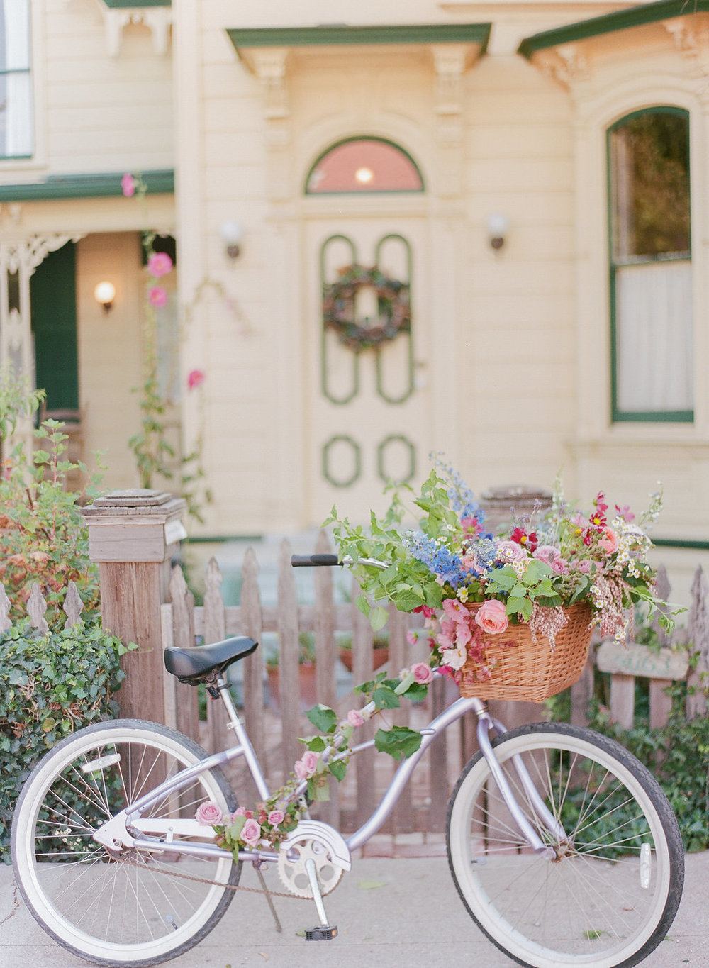 Summer Engagement Session now on Cottage Hill | cottagehill.co5.jpg