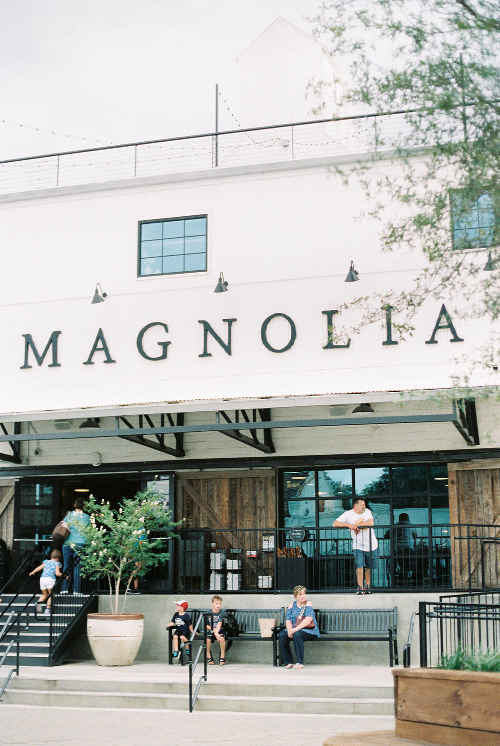 The 7 Things You Must Do at Magnolia Market on Cottage HIll | cottagehill.co2.jpg