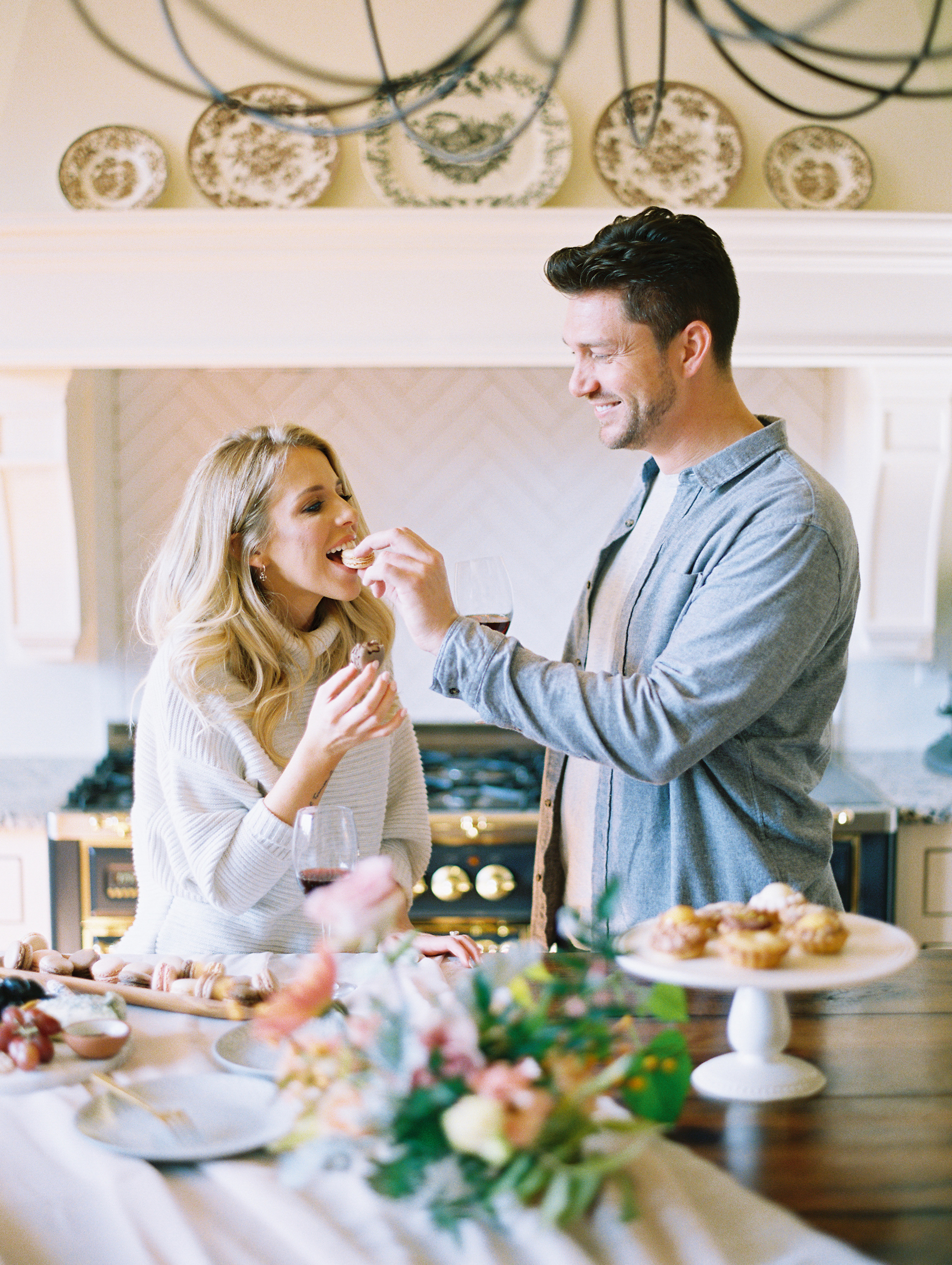 © Cottage Hill, LLC | Cozy Farmhouse Engagement | cottagehill.co16.jpg