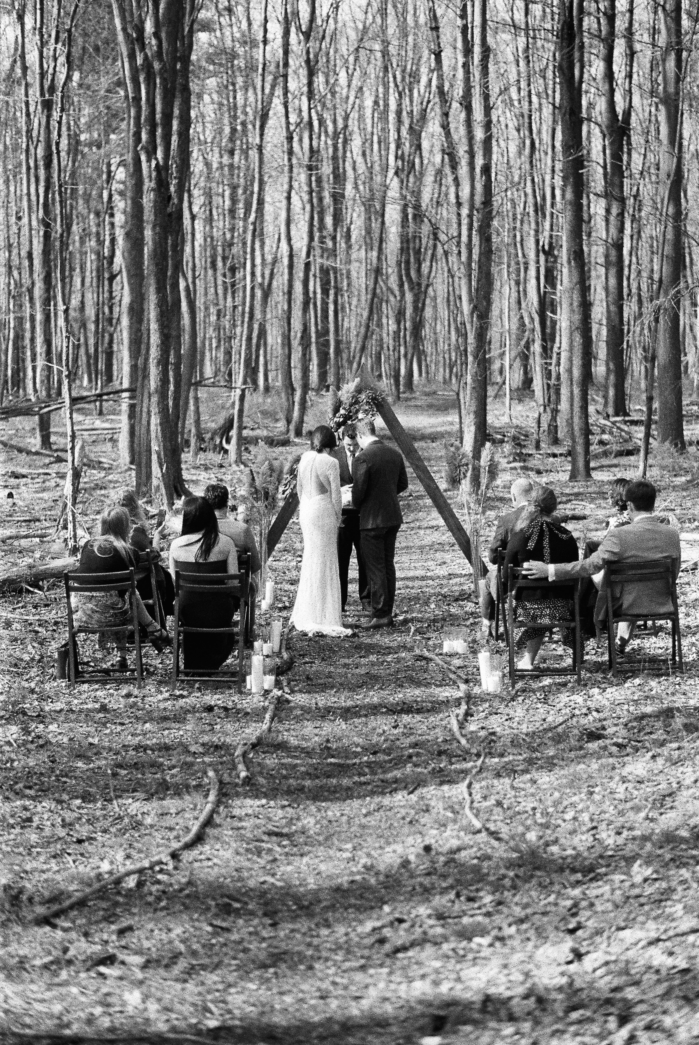 elopement-in-ohio-woods-37.jpg