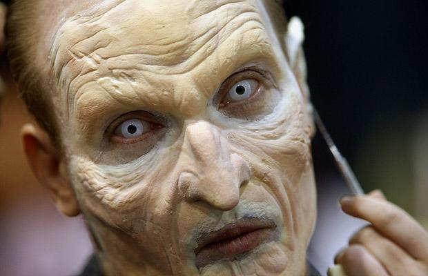 http://i.telegraph.co.uk/multimedia/archive/01450/Undead_1450834i.jpg