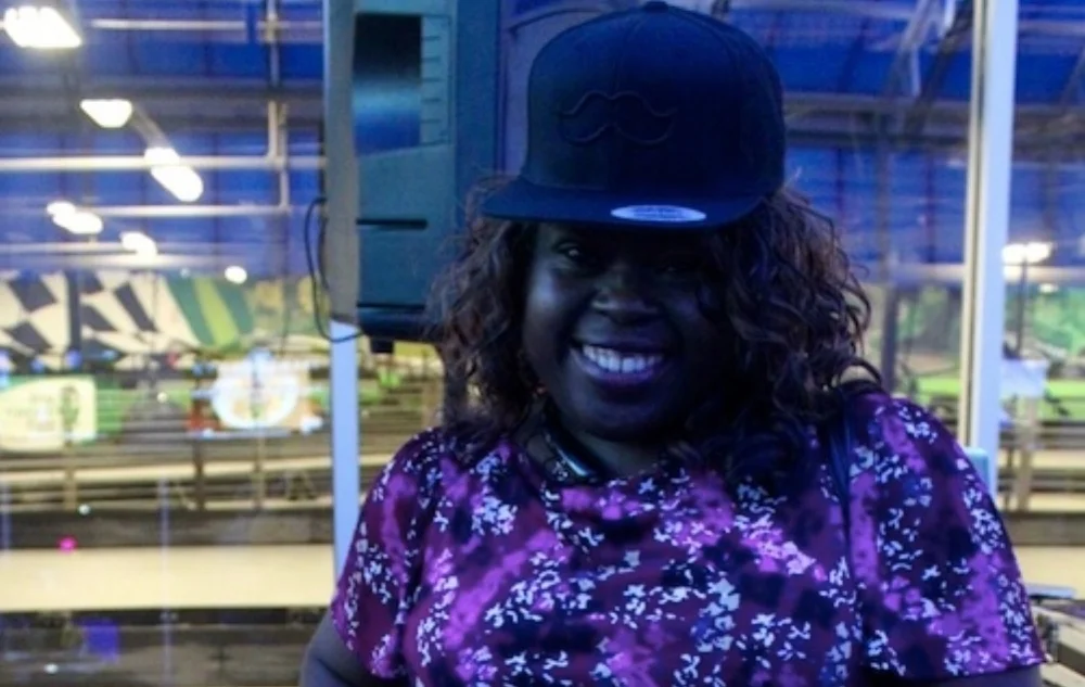 Samantha is originally from Chicago and has given over 2,300 rides! Samantha enjoys how Lyft helps her to help others. She loves coming out to Lyft events — and totally rocks the Lyft snapback.