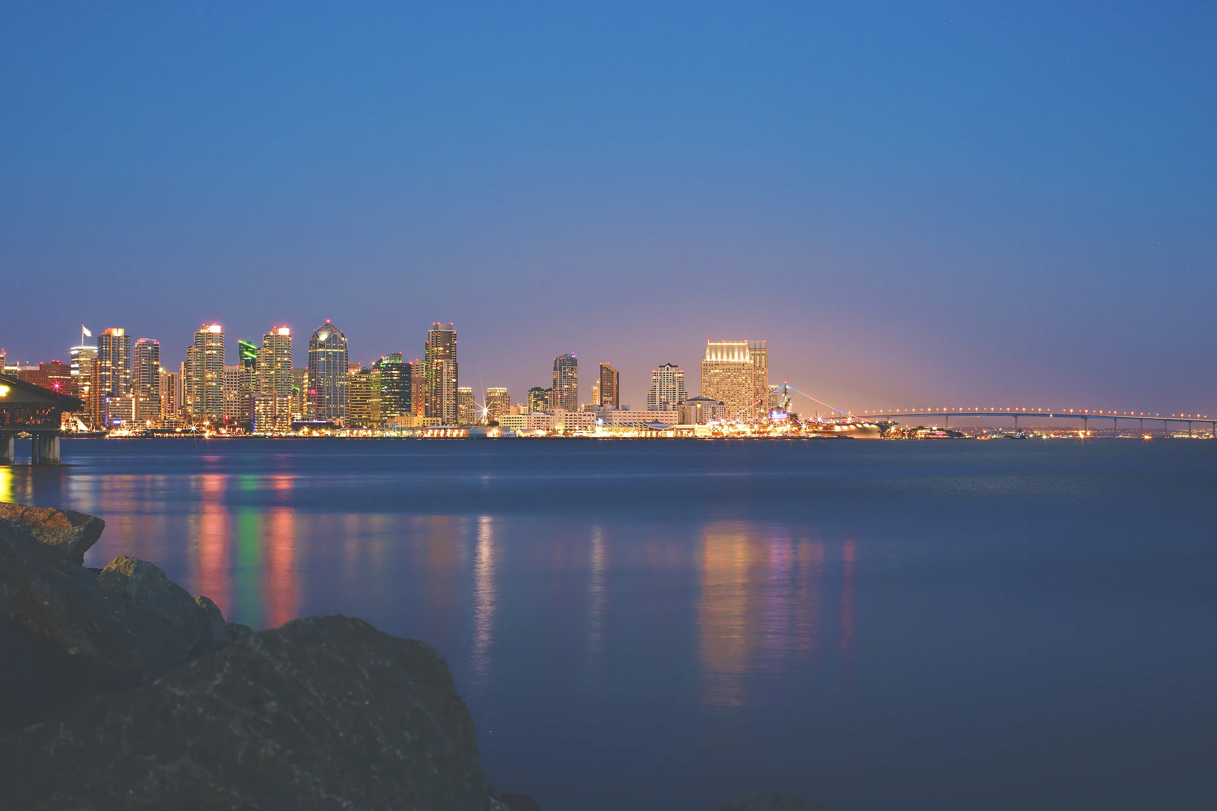 JLRoyal_SanDiegoSunsetSkyline.jpg
