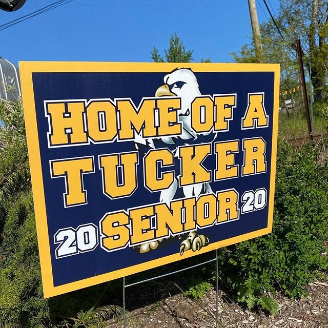 So excited to have been a part of this project for everyone over at Mattituck High! Double sided designed and printed! Hope it brings a bit of joy in all this chaos.

#screenprinting #design #signs #tees #shirts #longisland #localbusiness #northfork 