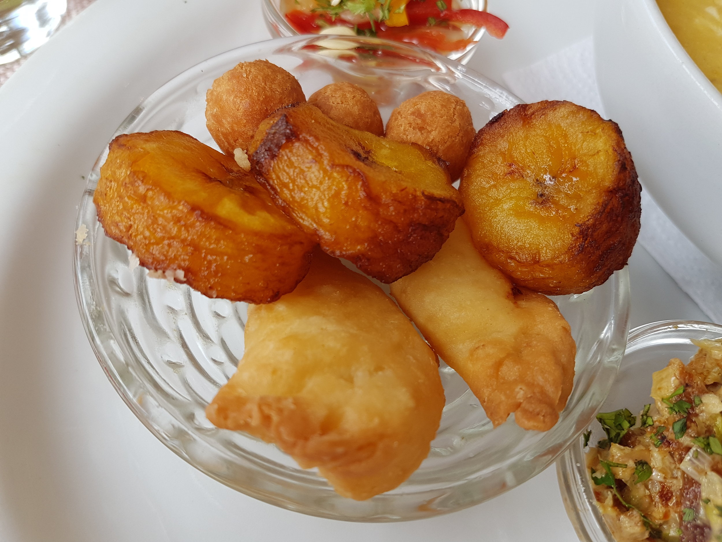 Tiny cheese empanadas and fried plantains are also part of the Fanesca soup tradition.