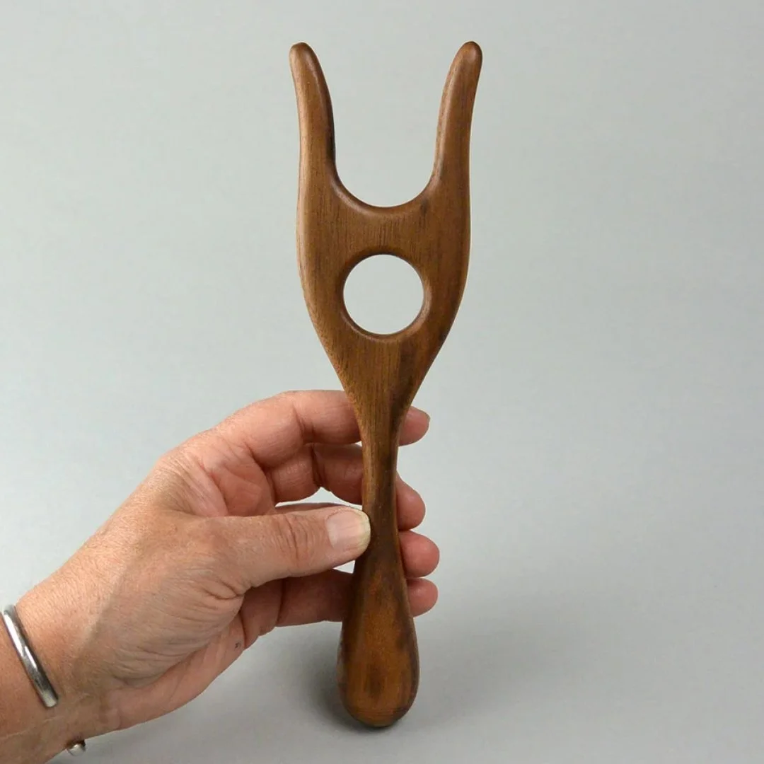 Lucet with Turned Handle