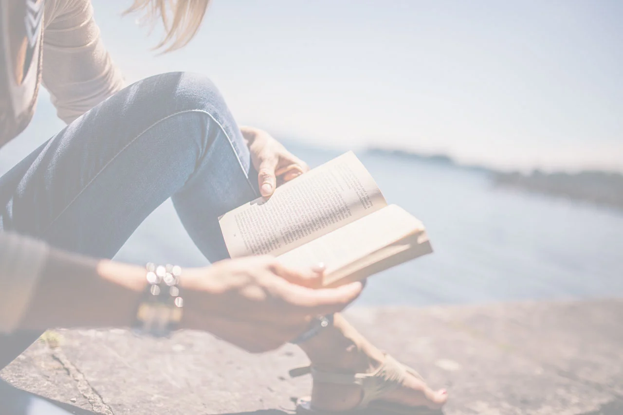 5 Things That Happen When You Start Reading A Book