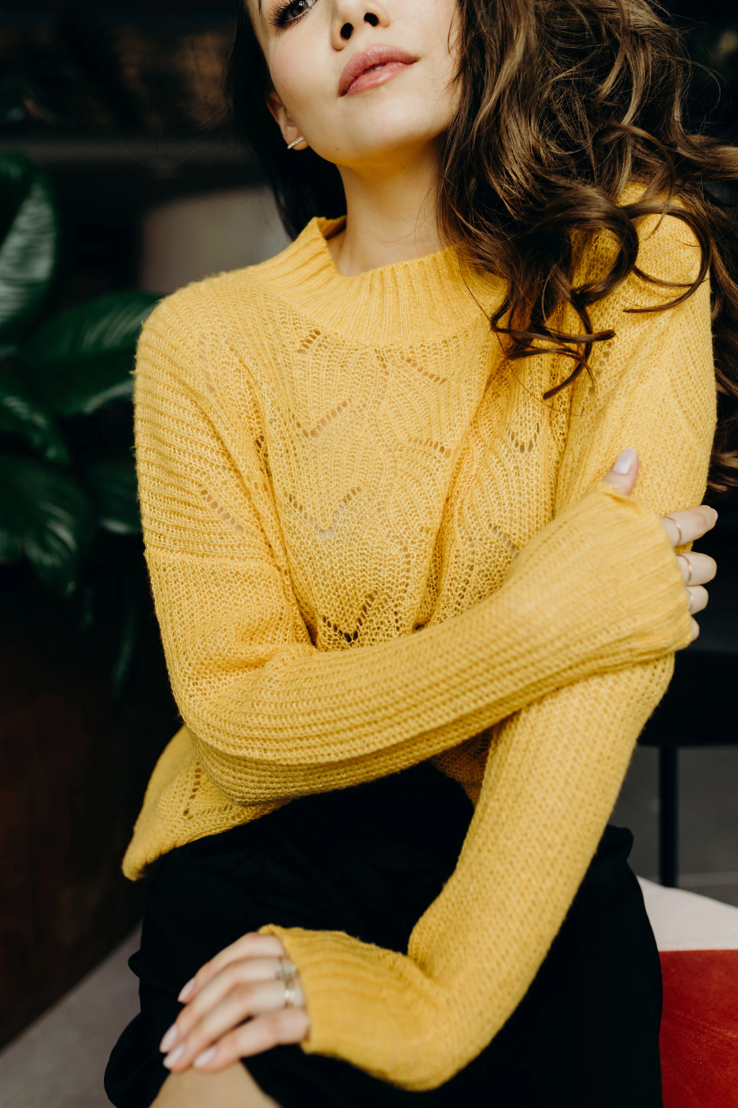 Hudson-yellowsweater4.jpg