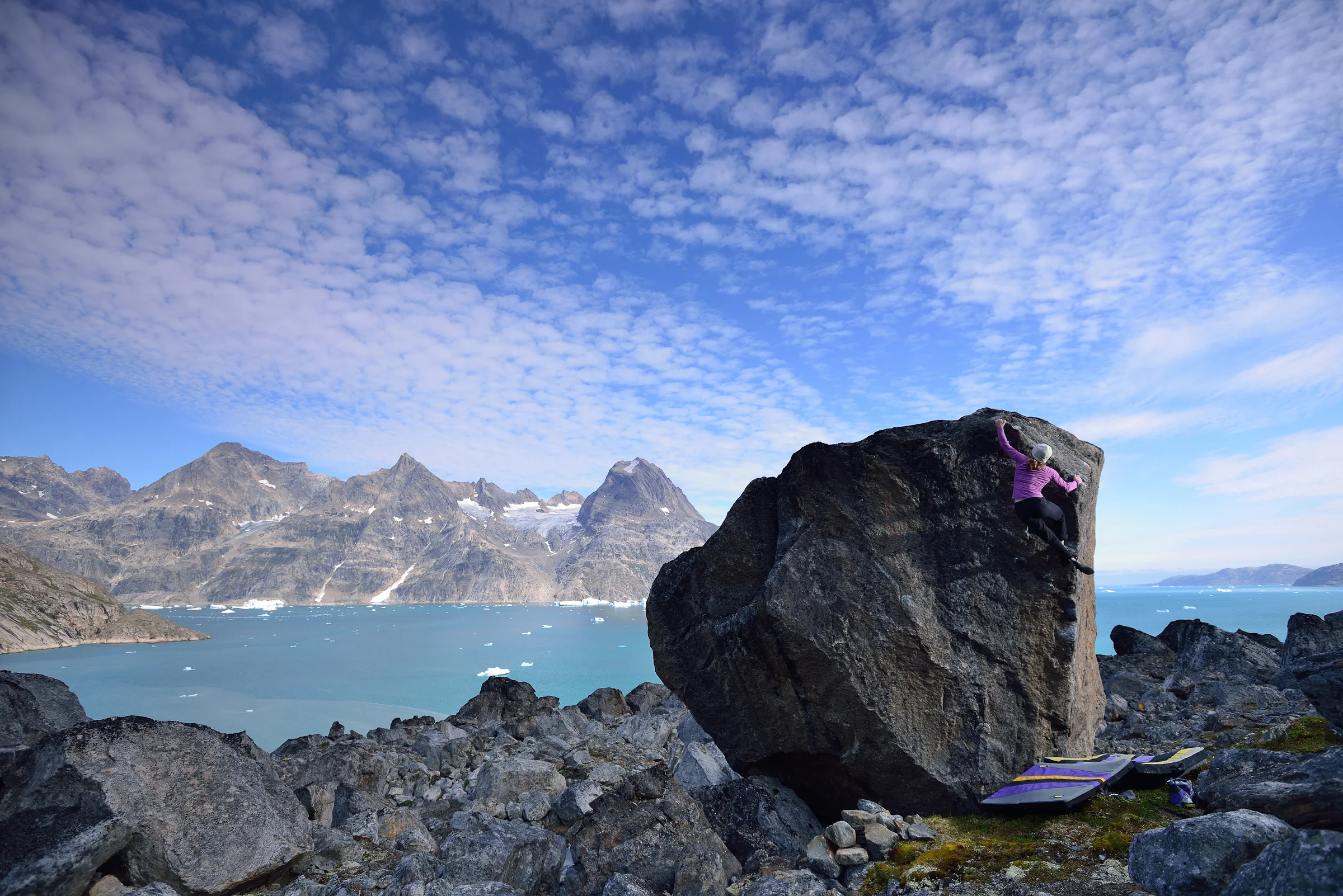 Bouldering in Greenland