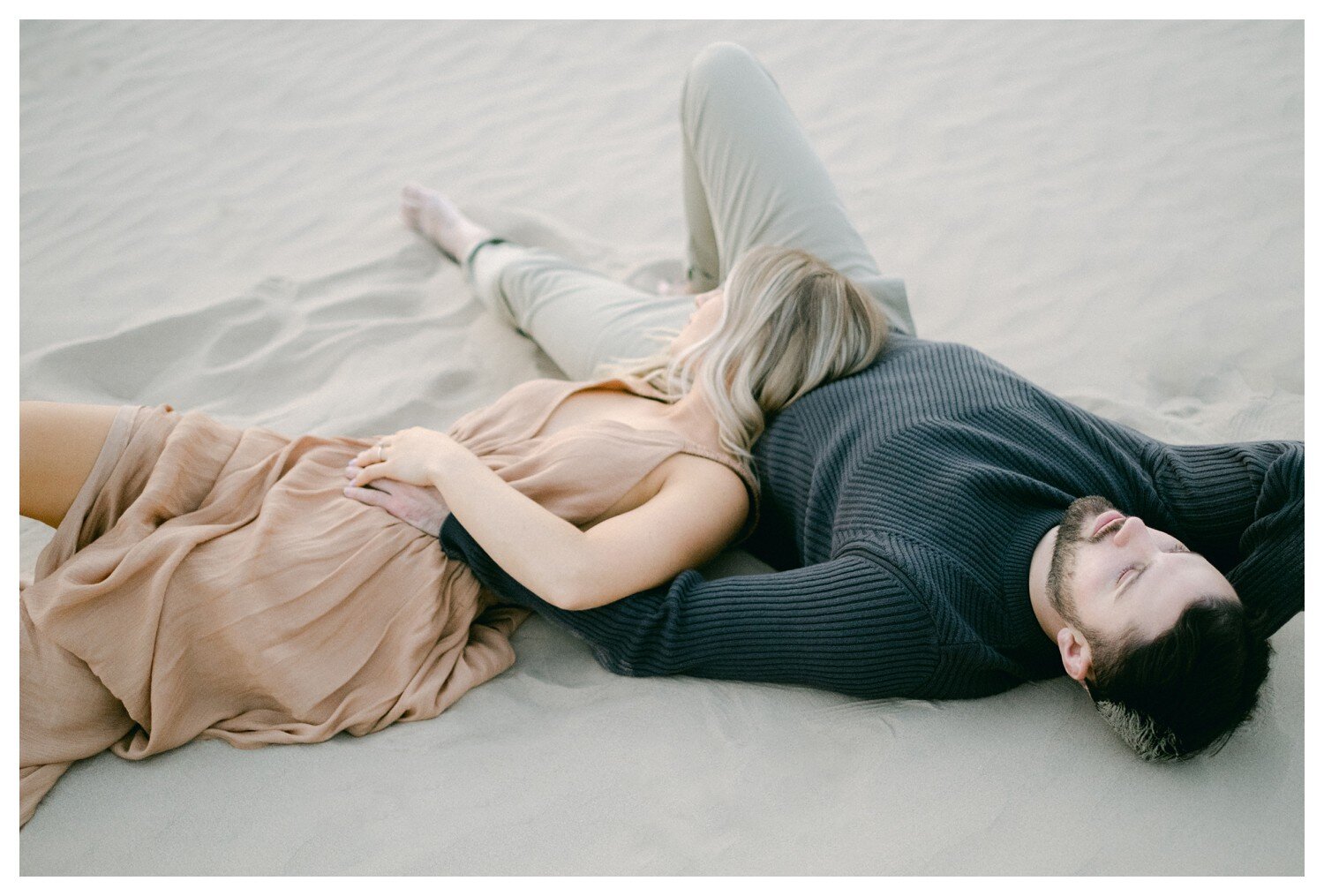 Heidi&Carson-Sand-Dunes-Engagement_Photography_0035.jpg
