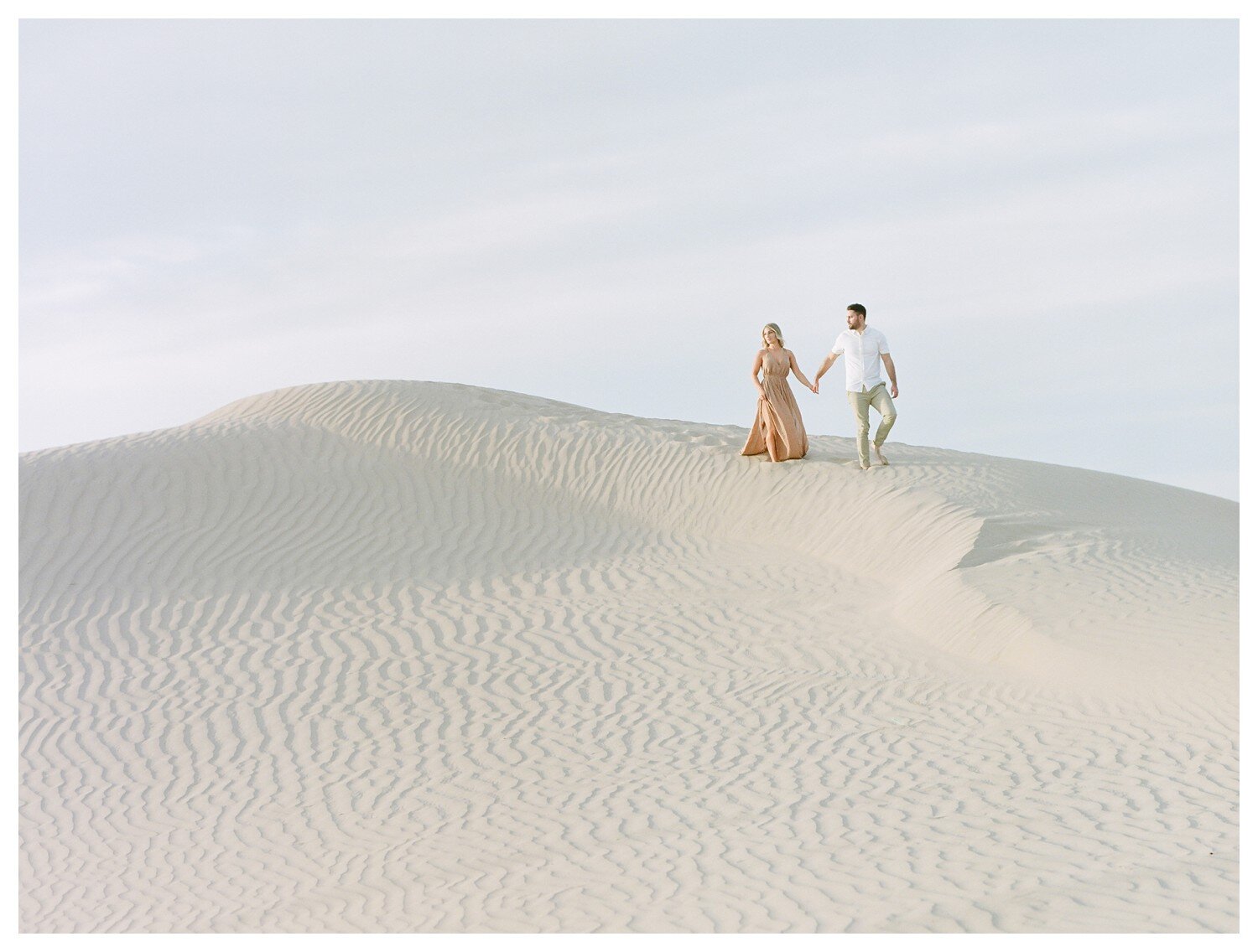 Heidi&Carson-Sand-Dunes-Engagement_Photography_0021.jpg