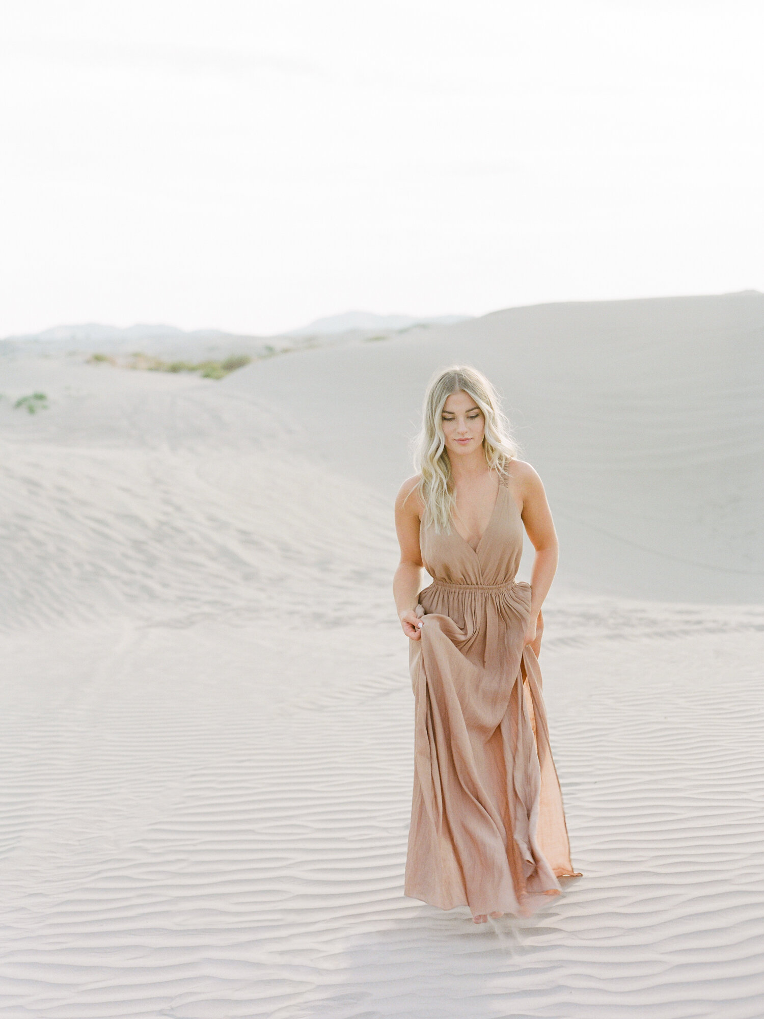 Heidi&Carson-Sand-Dunes-Engagement_Photography_0030.jpg