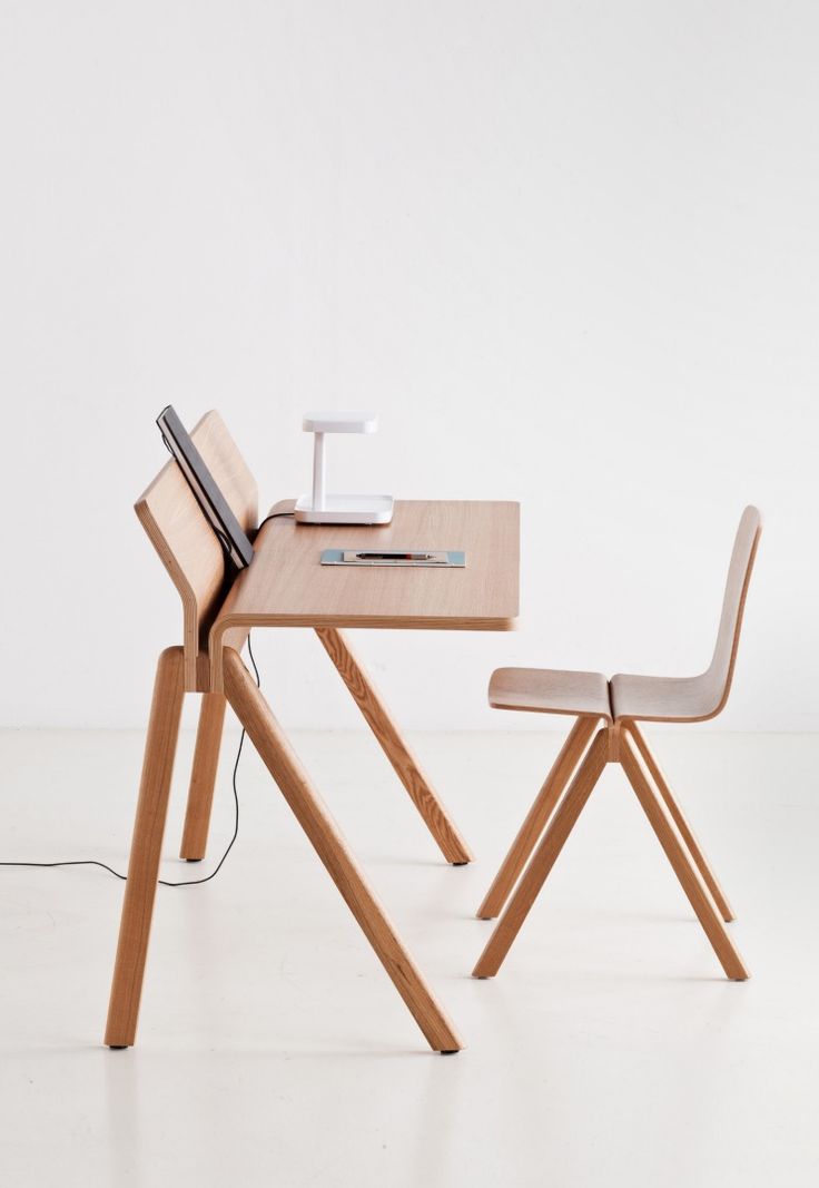 Innovative Work Desk and Chair Solution ITCHBAN.com