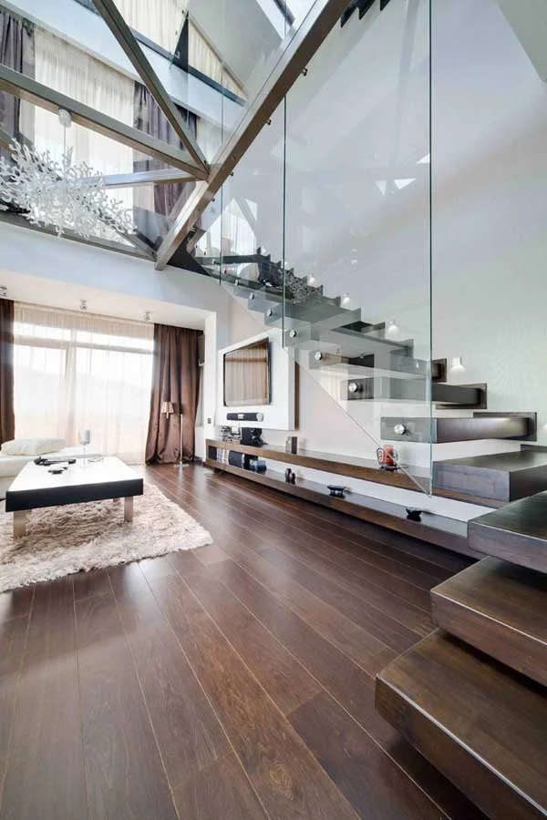 Glass walled staircase ITCHBAN.com