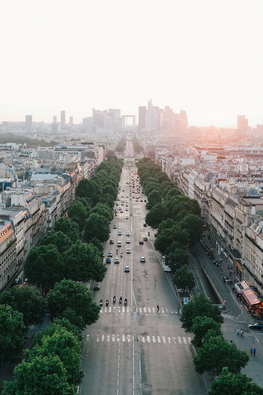 View of Paris architecture and city layout ITCHBAN.com