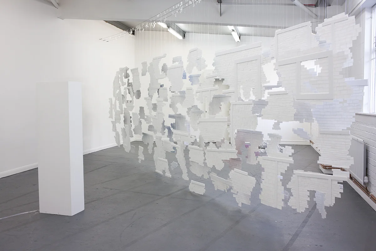 wall_of_fading_memory_04.jpg