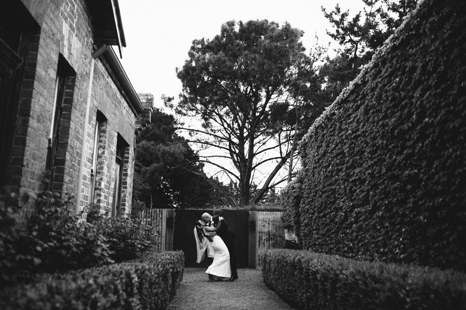 S+C-Blog Stones Of The Yarra-Dean Raphael-Melbourne Wedding Photographer-120.jpg