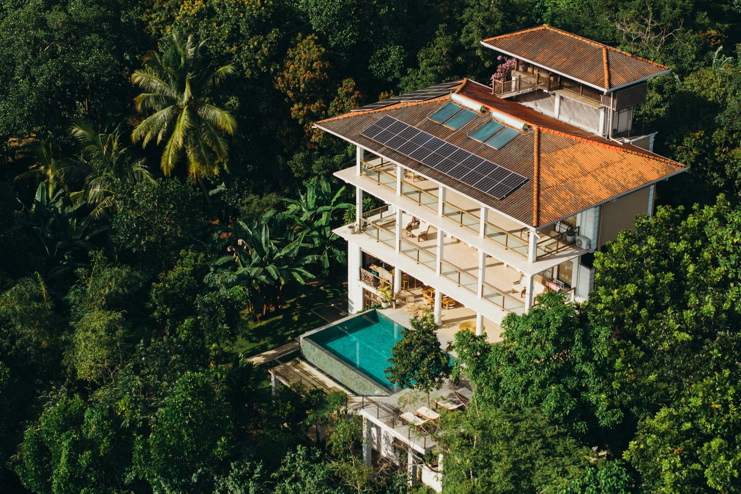 Lanka Yoga Oct25-Dean Raphael-12.jpg