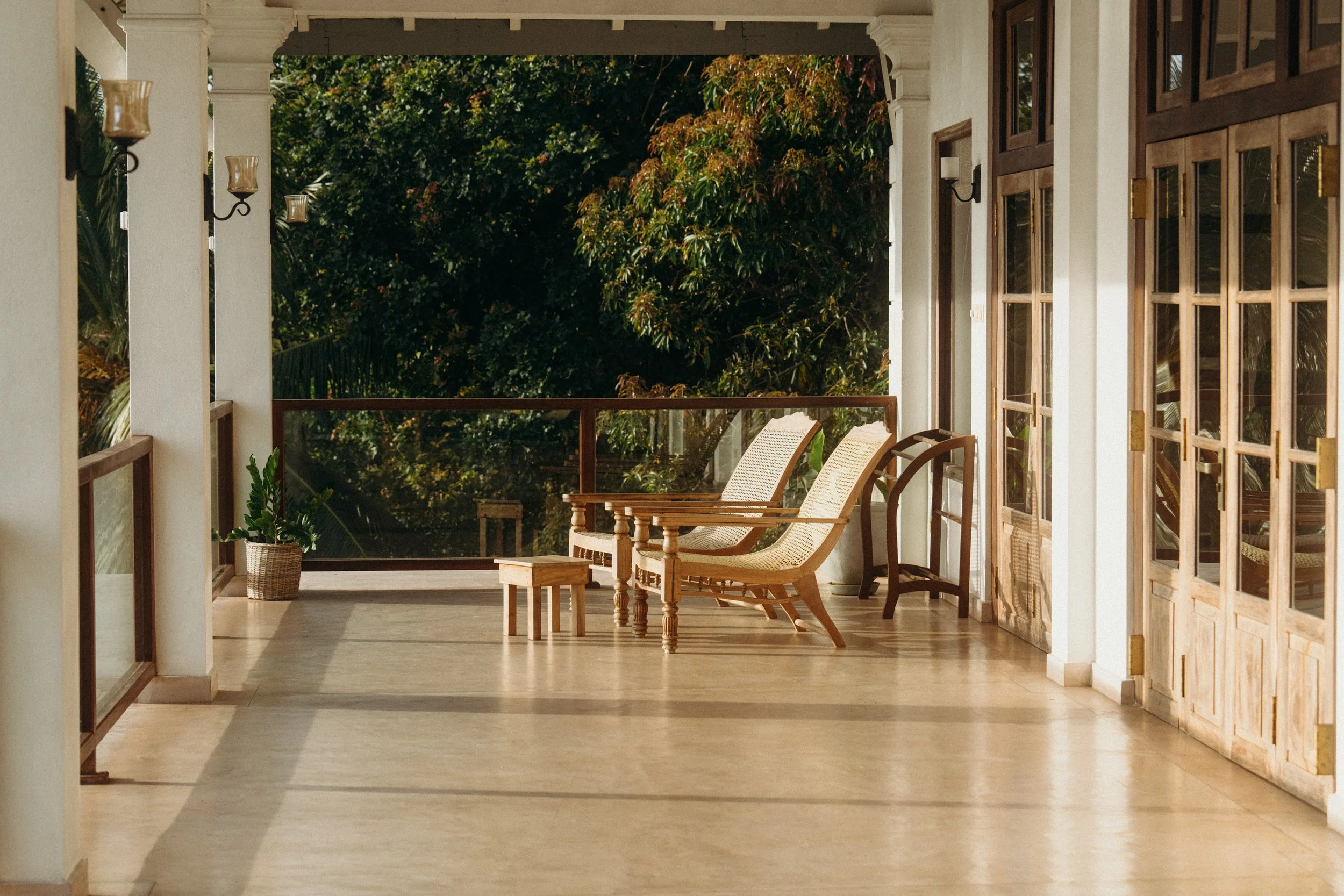 Lanka Yoga Oct25-Dean Raphael-29.jpg