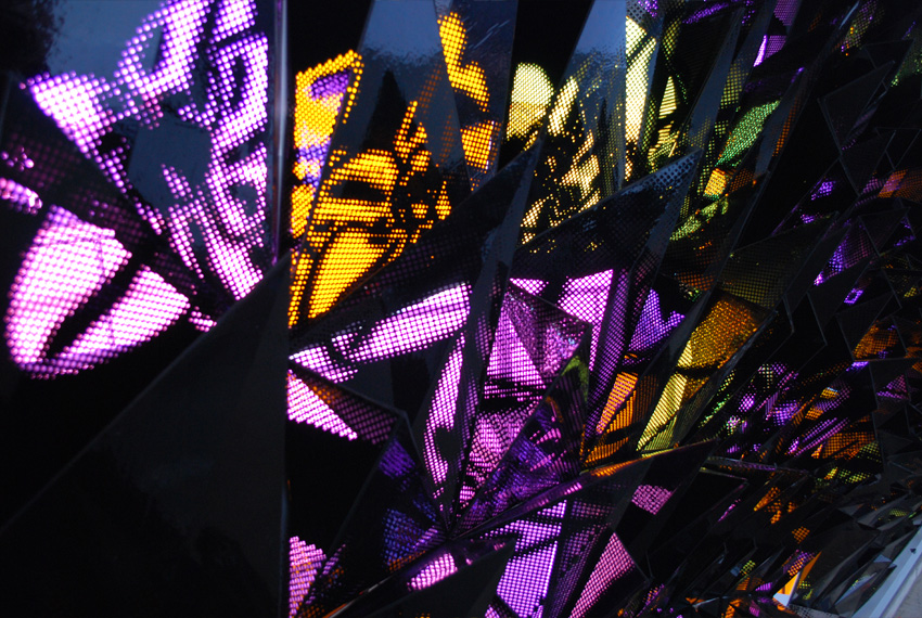 asteriskos-roseWindow-pattern-foil-color-installation-lightpanel-cnc-instalation-milling-aggregation-main-beauty-close.jpg