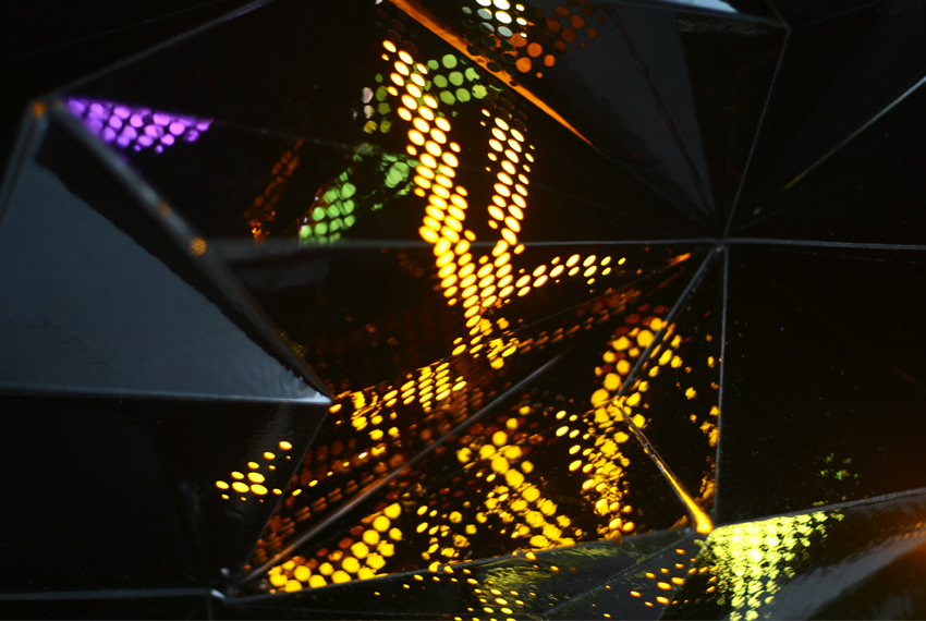 asteriskos-roseWindow-pattern-foil-color-installation-lightpanel-cnc-instalation-milling-aggregation-main-beauty-perf-close.jpg