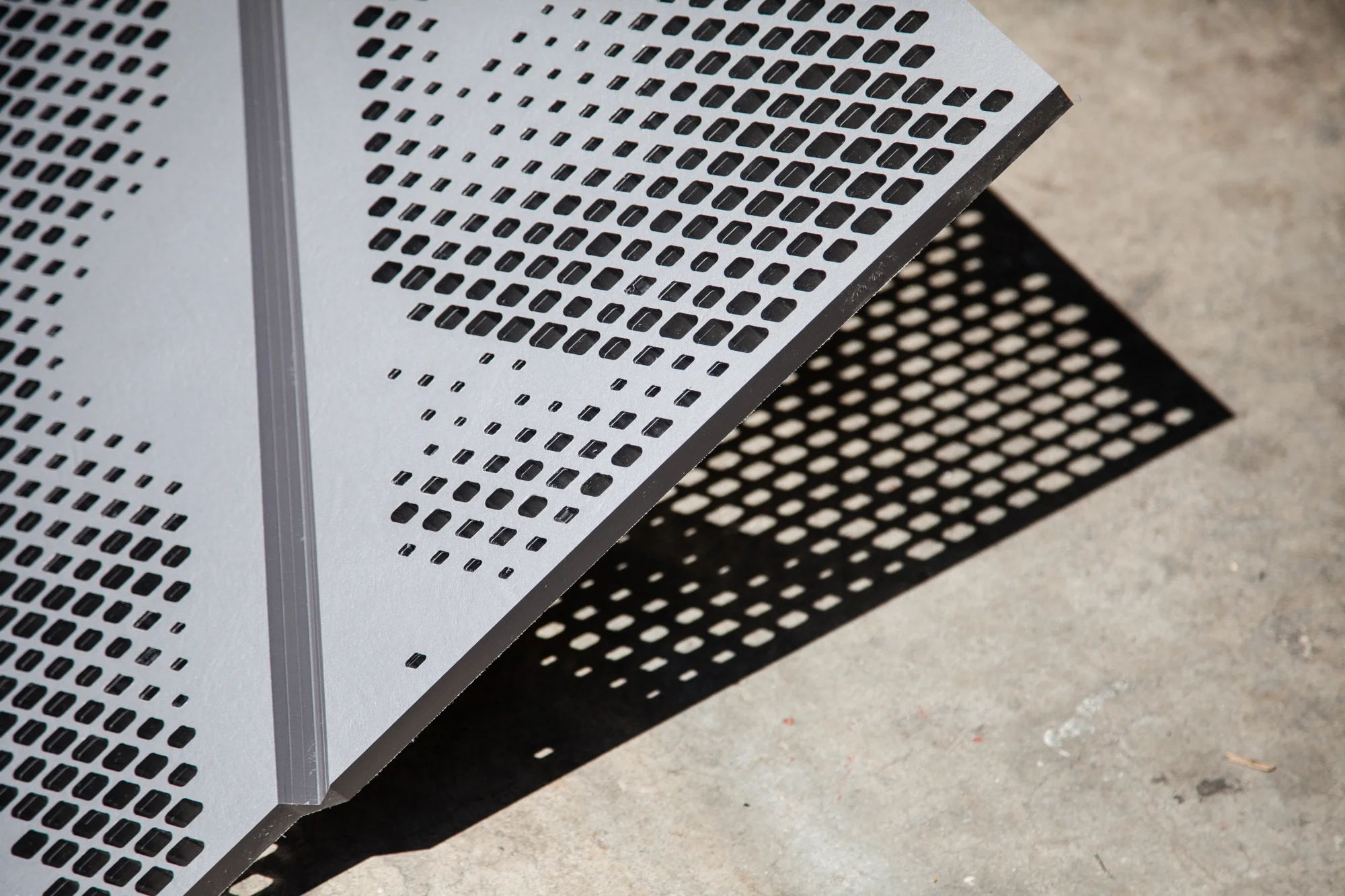 Asteriskos-Design-Digital-Fabrication-Mary-O'Connor-Memorial-Transit-Shelter-Architekton-Tempe-Panel-Perforations-Shadow.jpg
